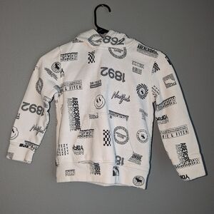 Abercrombie Kids Black And White Graphic Hooded Sweatshirt Size 5/6.